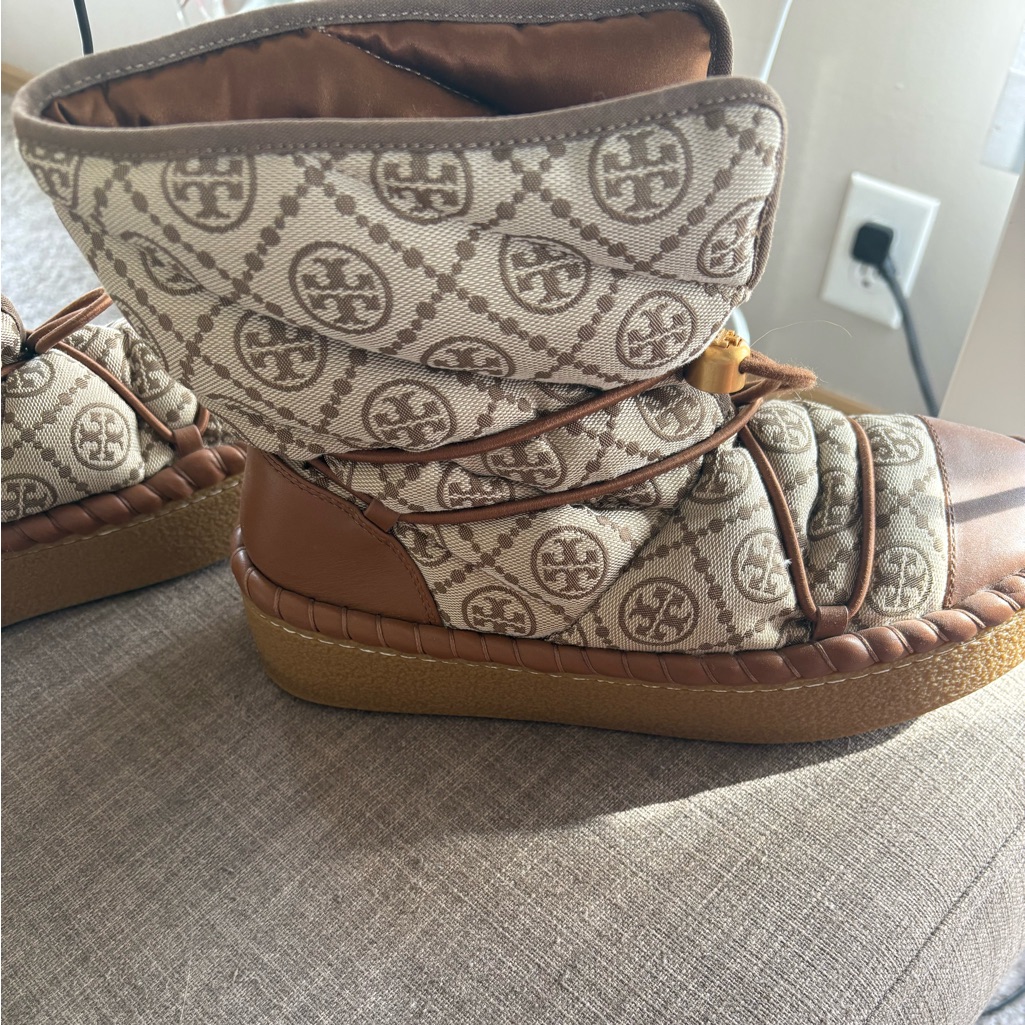 Tory Burch Brown And Cream Winter Boots